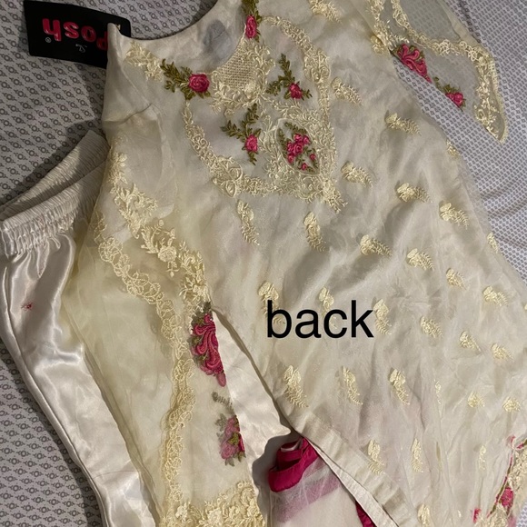 New With Tags - Pakistani Shalwar Kameez ShaPosh - Picture 10 of 12